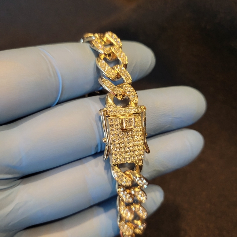 Stainless steel iced out bracelet